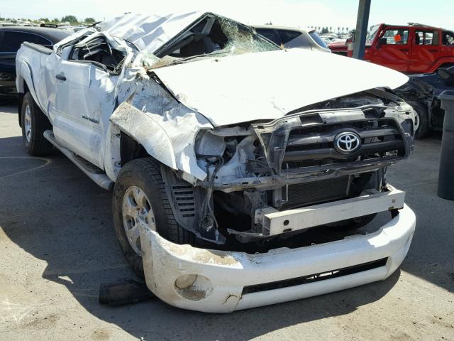 5TETU62N35Z136868 - 2005 TOYOTA TACOMA PRE WHITE photo 1