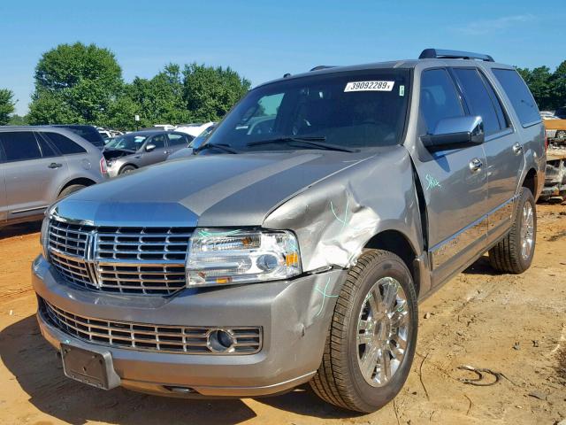 5LMFU27508LJ16393 - 2008 LINCOLN NAVIGATOR SILVER photo 2