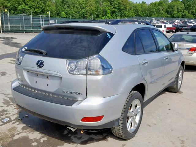 JTJHW31UX82070994 - 2008 LEXUS RX 400H SILVER photo 4