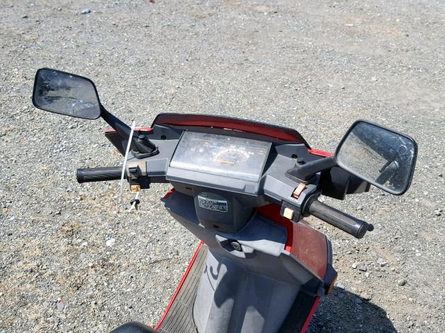 JH2HF0308JS302338 - 1988 HONDA CH80 RED photo 5