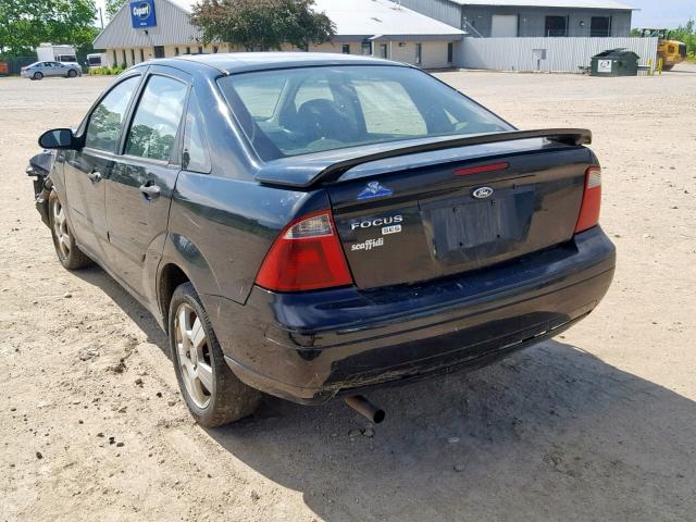 1FAFP34NX7W154600 - 2007 FORD FOCUS ZX4 BLACK photo 3