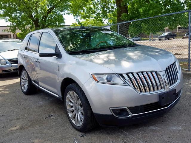 2LMDJ6JK7CBL12708 - 2012 LINCOLN MKX SILVER photo 1