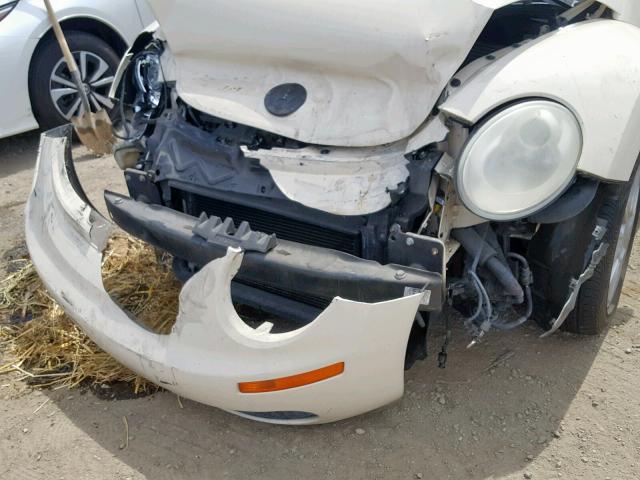 3VWPG31Y38M405730 - 2008 VOLKSWAGEN NEW BEETLE CREAM photo 9