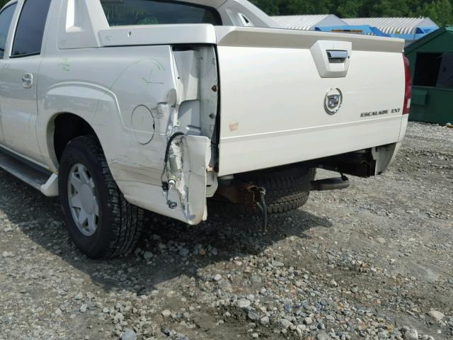 3GYEK63N82G292130 - 2002 CADILLAC ESCALADE E WHITE photo 9