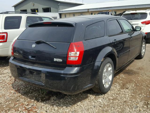 2D8FV47T66H286977 - 2006 DODGE MAGNUM SE BLACK photo 4