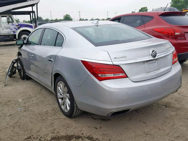 1G4GB5G3XFF256296 - 2015 BUICK LACROSSE SILVER photo 3