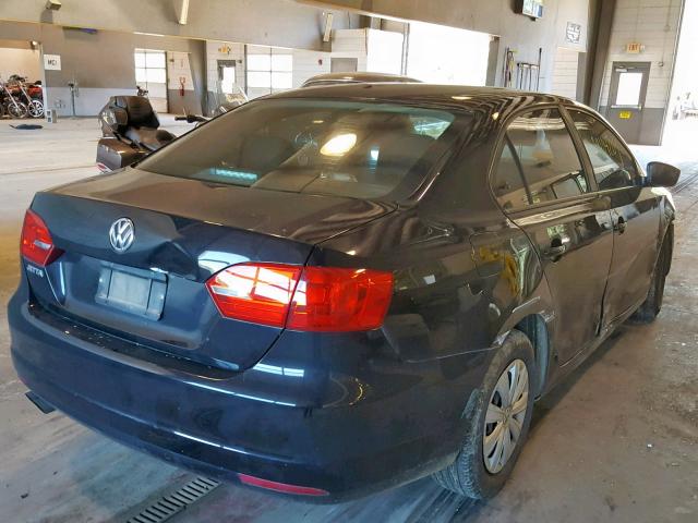 3VW2K7AJ7DM225678 - 2013 VOLKSWAGEN JETTA BASE 黑色 照片 4