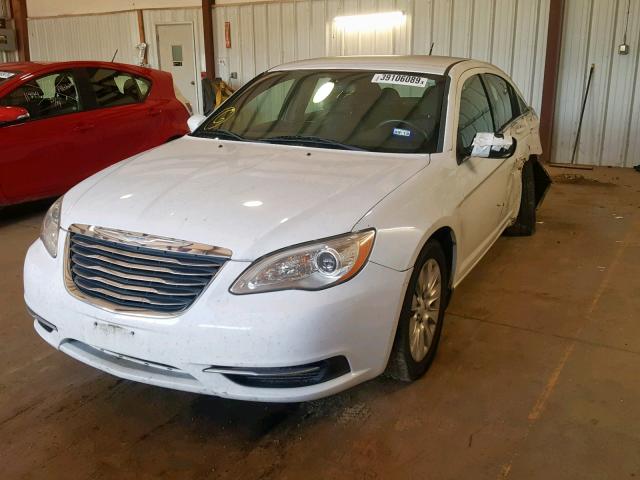 1C3CCBAB7CN135245 - 2012 CHRYSLER 200 LX WHITE photo 2