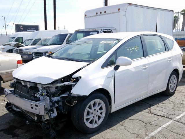 JTDZN3EU8D3231867 - 2013 TOYOTA PRIUS V WHITE photo 2