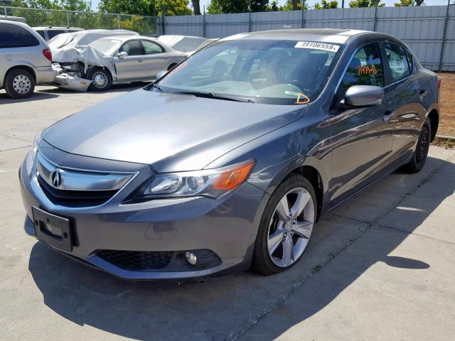 19VDE2E50DE001206 - 2013 ACURA ILX 24 PRE GRAY photo 2