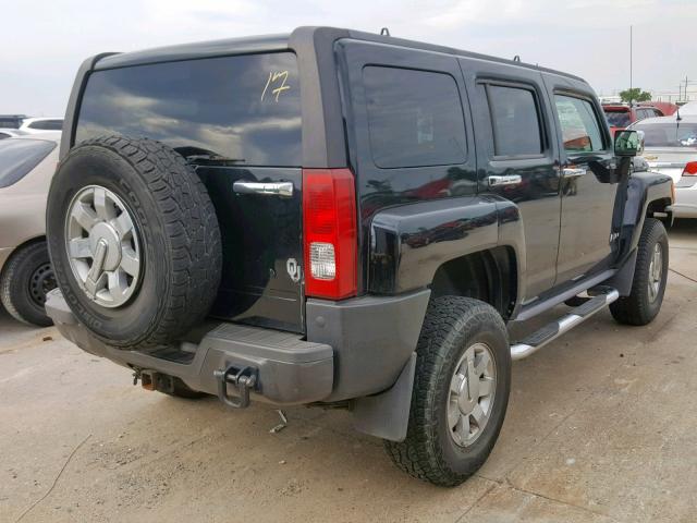 5GTDN136968174600 - 2006 HUMMER H3 BLACK photo 4