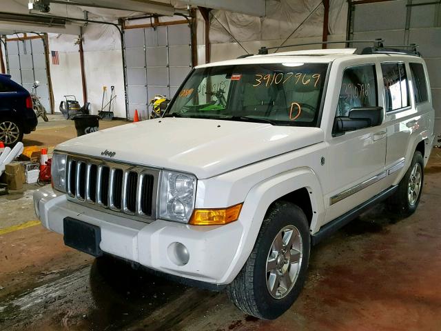 1J8HG58257C672011 - 2007 JEEP COMMANDER WHITE photo 2