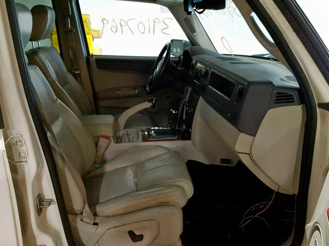 1J8HG58257C672011 - 2007 JEEP COMMANDER WHITE photo 5