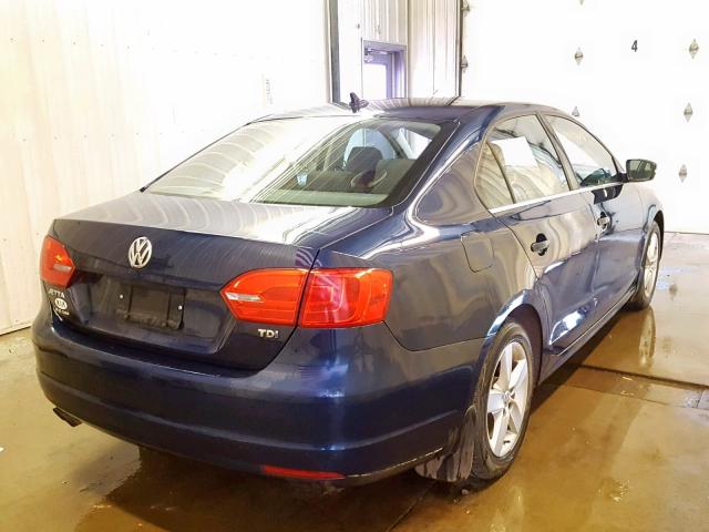 3VWLL7AJ1DM291855 - 2013 VOLKSWAGEN JETTA TDI BLUE photo 4