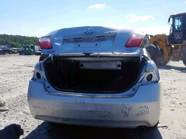 4T1BE46K67U157928 - 2007 TOYOTA CAMRY NEW SILVER photo 9