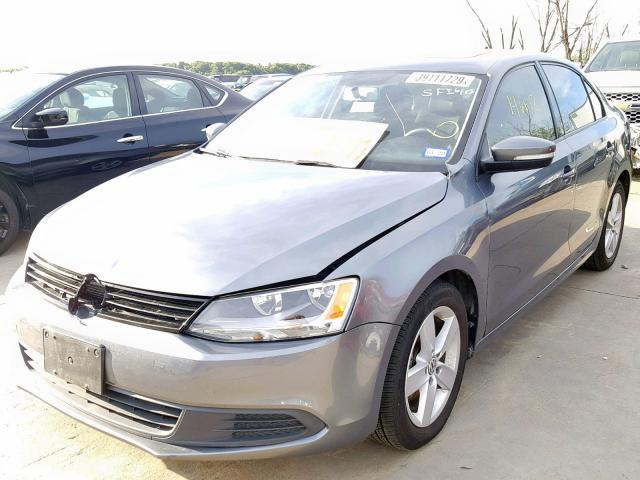 3VWLL7AJ9CM369491 - 2012 VOLKSWAGEN JETTA TDI GRAY photo 2