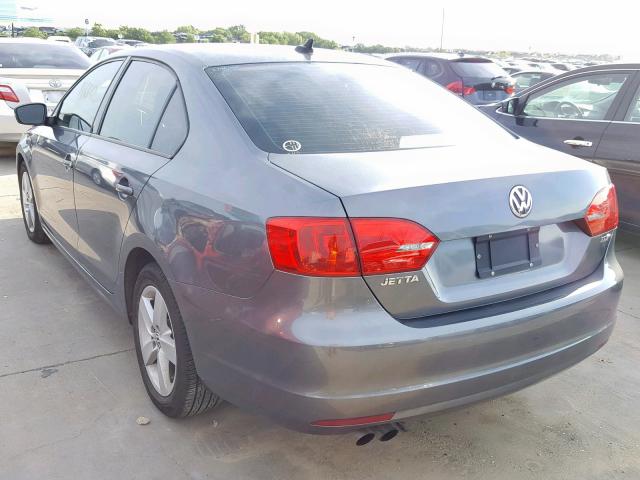 3VWLL7AJ9CM369491 - 2012 VOLKSWAGEN JETTA TDI GRAY photo 3