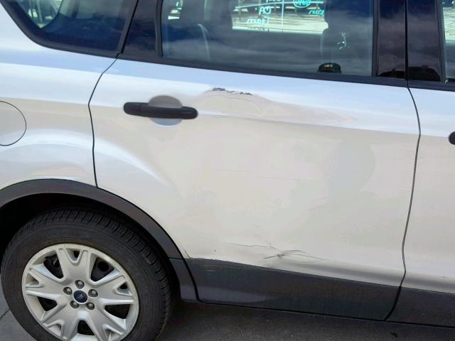 1FMCU0F70DUC97903 - 2013 FORD ESCAPE S SILVER photo 9