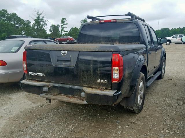 1N6AD07WX5C457307 - 2005 NISSAN FRONTIER C BLACK photo 4