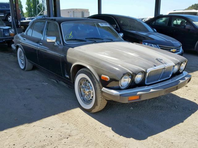 SAJAV1247CC340293 - 1982 JAGUAR XJ6 BLACK photo 1