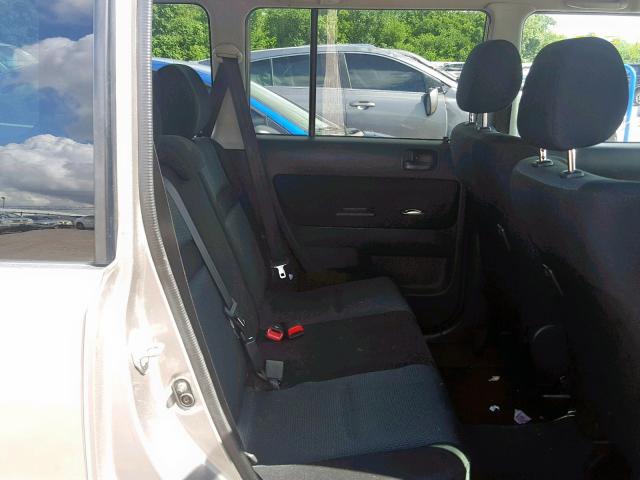 JTLKT324864074449 - 2006 TOYOTA SCION XB 银色 照片 6