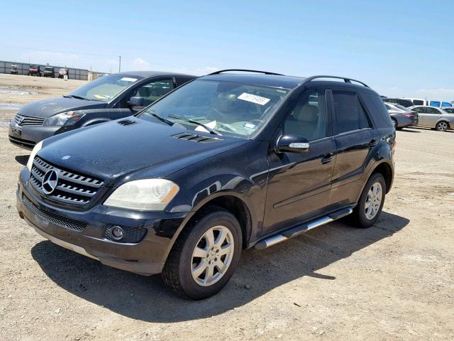 4JGBB86E76A077404 - 2006 MERCEDES-BENZ ML 350 BLACK photo 2