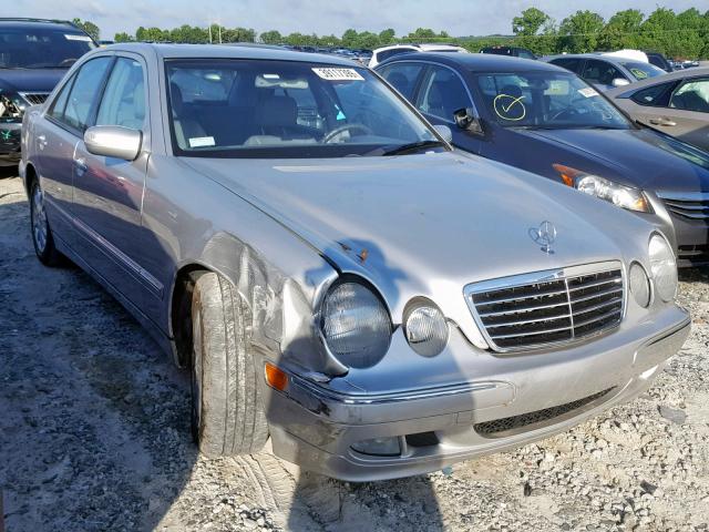 WDBJF65J0YB059815 - 2000 MERCEDES-BENZ E 320 SILVER photo 1