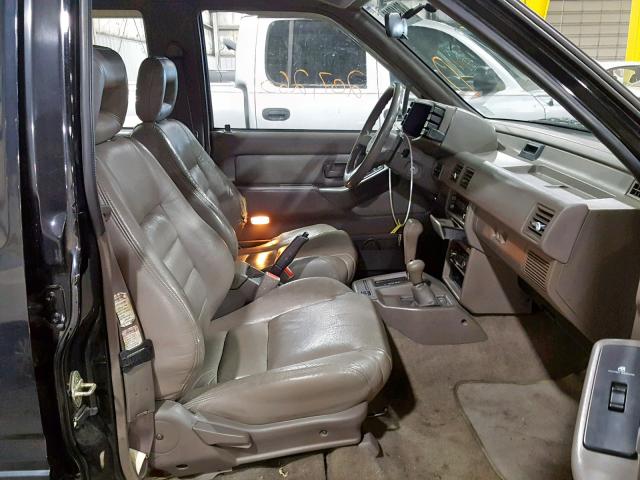 4S6CY58V1S4412428 - 1995 HONDA PASSPORT E შავი ფოტო 5