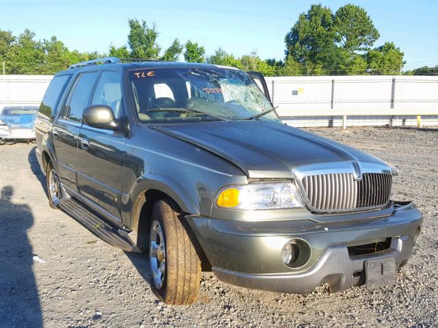 5LMEU27R21LJ17730 - 2001 LINCOLN NAVIGATOR GREEN photo 1