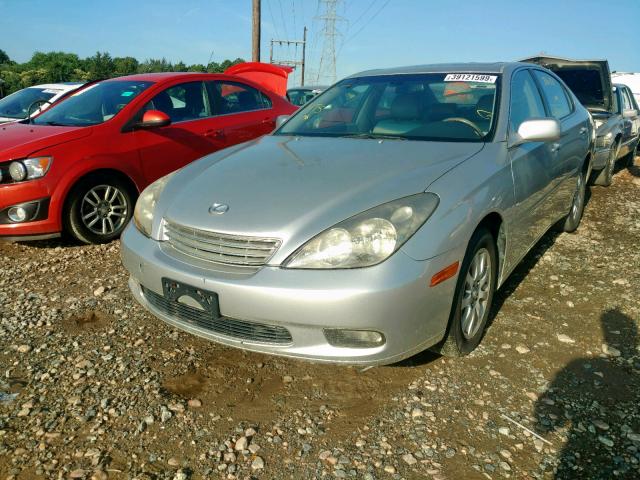 JTHBF30G125031591 - 2002 LEXUS ES 300 SILVER photo 2