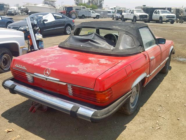 WDBBA45A1CB017735 - 1982 MERCEDES-BENZ 380 SL RED photo 4