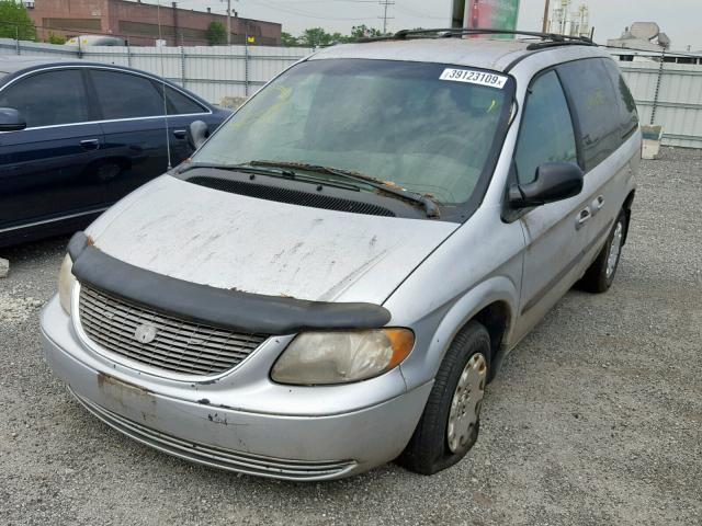 1C4GJ45383B156608 - 2003 CHRYSLER VOYAGER LX SILVER photo 2