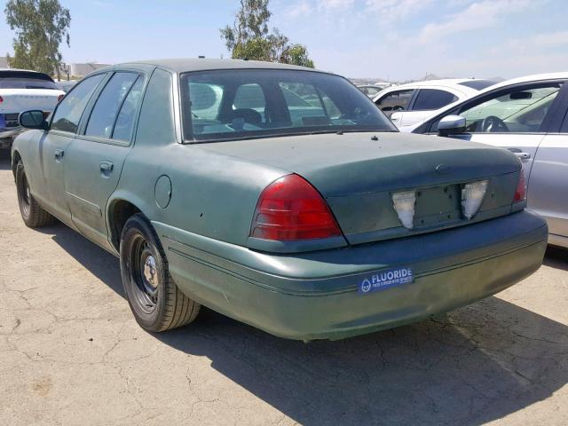 2FAFP71W5YX202238 - 2000 FORD CROWN VICT GREEN photo 3