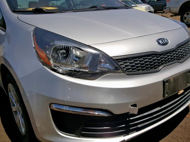 KNADM4A32G6647364 - 2016 KIA RIO LX SILVER photo 9