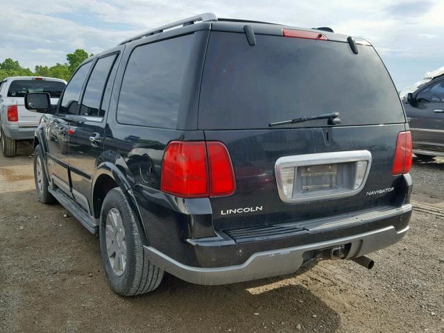 5LMFU28R24LJ02622 - 2004 LINCOLN NAVIGATOR შავი ფოტო 3