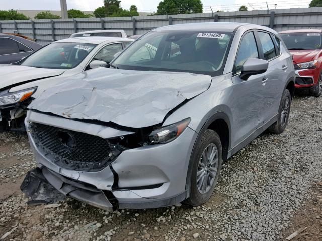 JM3KFABMXJ0399764 - 2018 MAZDA CX-5 SPORT SILVER photo 2