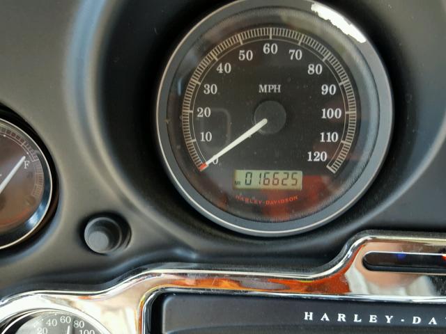 1HD1FC4168Y631421 - 2008 HARLEY-DAVIDSON FLHTCUI WHITE photo 8