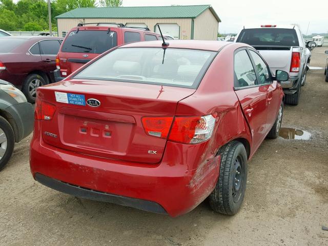 KNAFU4A20D5723665 - 2013 KIA FORTE EX RED photo 4