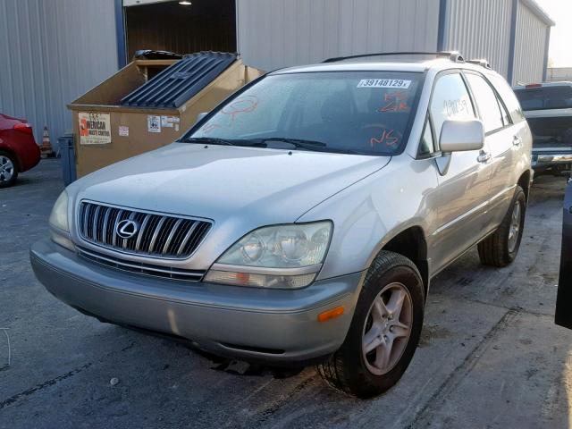 JTJHF10U410165543 - 2001 LEXUS RX 300 SILVER photo 2