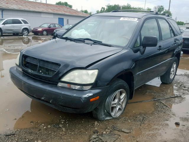 JTJHF10U410200372 - 2001 LEXUS RX 300 BLACK photo 2