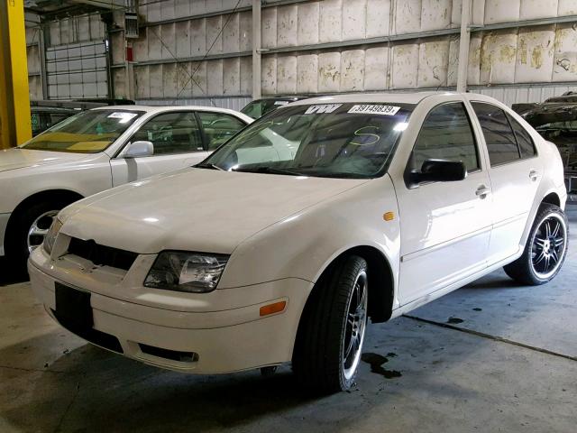 3VWSE29M9YM080884 - 2000 VOLKSWAGEN JETTA GLS WHITE photo 2