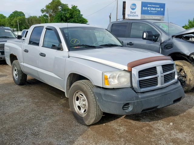 1D7HE28K96S666170 - 2006 DODGE DAKOTA QUA SILVER photo 1