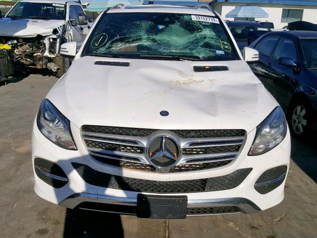 4JGDA0EB9GA765071 - 2016 MERCEDES-BENZ GLE 300D 4 WHITE photo 9