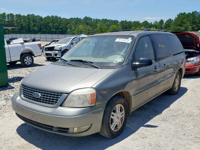 2FMZA52295BA82375 - 2005 FORD FREESTAR S GREEN photo 2