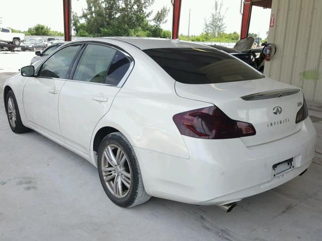 JN1CV6AR0DM351779 - 2013 INFINITI G37 WHITE photo 3