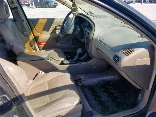 1G2WP52KXWF300933 - 1998 PONTIAC GRAND PRIX BLACK photo 5