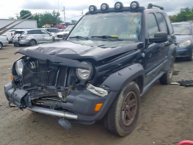 1J4GL38K15W719902 - 2005 JEEP LIBERTY RE BLACK photo 2