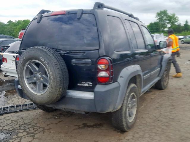 1J4GL38K15W719902 - 2005 JEEP LIBERTY RE BLACK photo 4