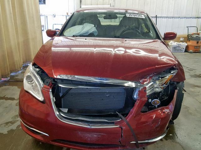 1C3BC1FBXBN594850 - 2011 CHRYSLER 200 TOURIN RED photo 9