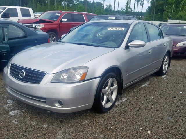 1N4BL11D75C221257 - 2005 NISSAN ALTIMA SE GRAY photo 2